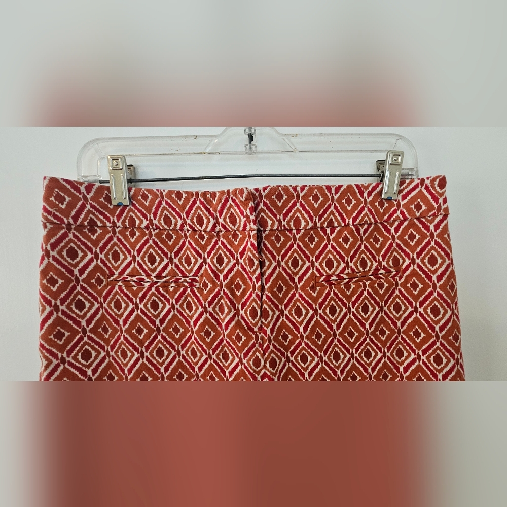 Dalia Collection Modern Fit Geometric Print Skirt Red Orange White Size 10 - Picture 2 of 8